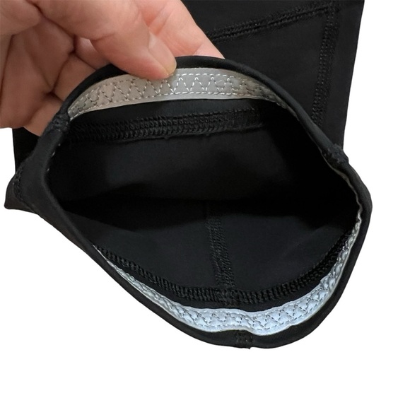 Lululemon Run: Bright At Night Crop Black/Milky Way Multi Print/Pigment Blue - Picture 11 of 13